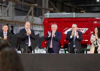 Fernández, por la distribución