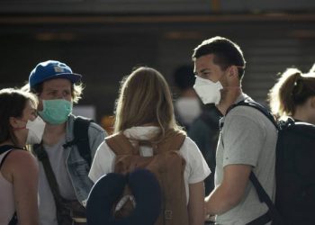 Recomiendan mantener el uso del barbijo para prevenir afecciones respiratorias