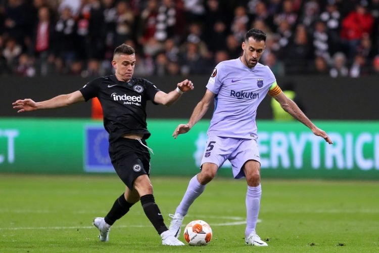 Eintracht Frankfurt y Barcelona igualaron con dos golazos