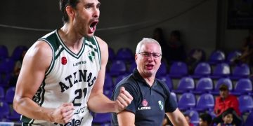 Atenas ganó y se aseguró la categoría