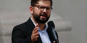  Con una nutrida agenda, Boric arribará esta tarde a la Argentina