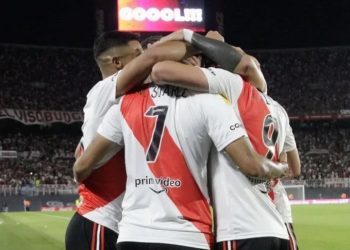 River goleó a Argentinos Juniors en el Monumental