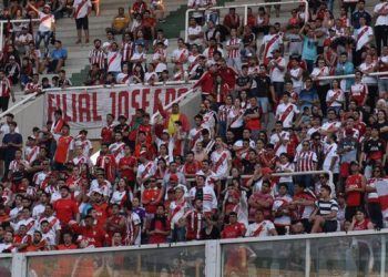 Talleres-River podría jugarse con público visitante