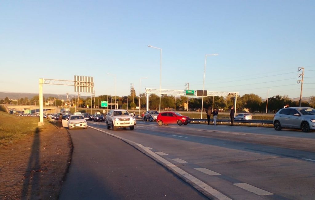 Un choque en cadena provocó demoras y embotellamientos en Circunvalación