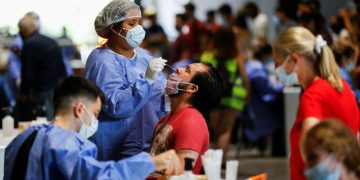 Reportaron seis fallecimientos y 484 nuevos contagios de coronavirus