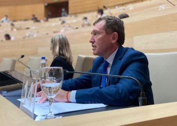 En la Unicameral, Rossi pidió la renuncia de la jefa de Policía