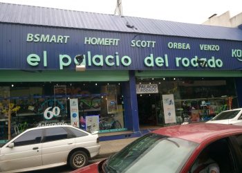 El Palacio del Rodado sufrió un robo millonario en motos y monopatines