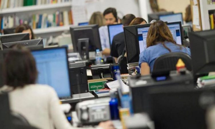 El 1° de mayo es la fecha límite para que la administración pública vuelva a presencialidad