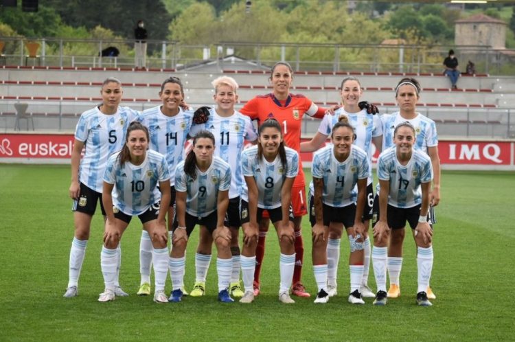 La Selección Argentina llega al Kempes