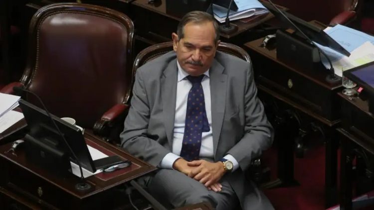 Alperovich se negó a declarar y rechazó la acusación por abuso sexual