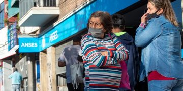 Comenzó el pago del bono de $ 6.000 para 4,6 millones de jubilados y pensionados