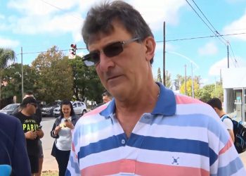 Mario Alberto Kempes visitará la ciudad y dará una charla en el polideportivo Carlos Cerutti