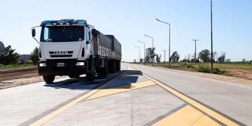 Restringen la circulación del transporte de cargas