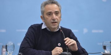 Larroque volvió a apuntar contra Guzmán: “No lo votó nadie”