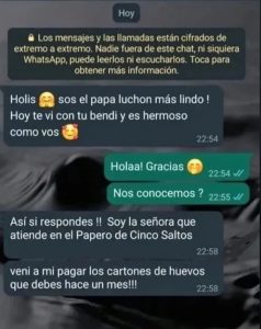 Le hizo creer que intentaba seducirlo por Whatsapp para que fuera a pagarle la deuda del almacén