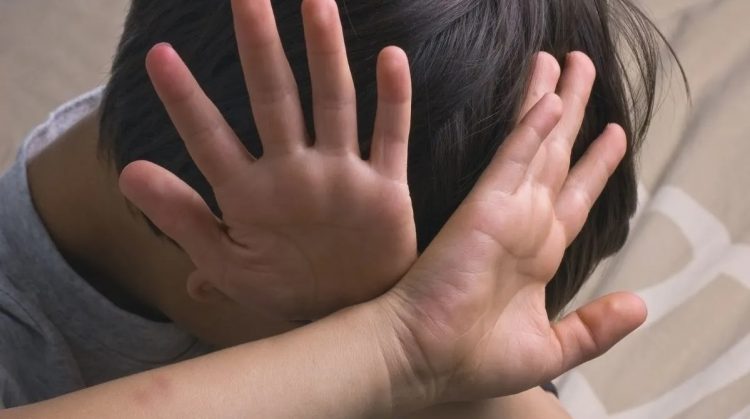 Seis de cada 10 niños, niñas y adolescentes experimentan formas de crianza violenta