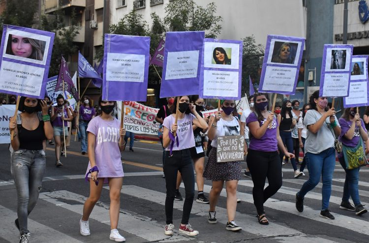 Casi una de cada cuatro víctimas de femicidios perpetrados en la Argentina fue asesinada con armas de fuego