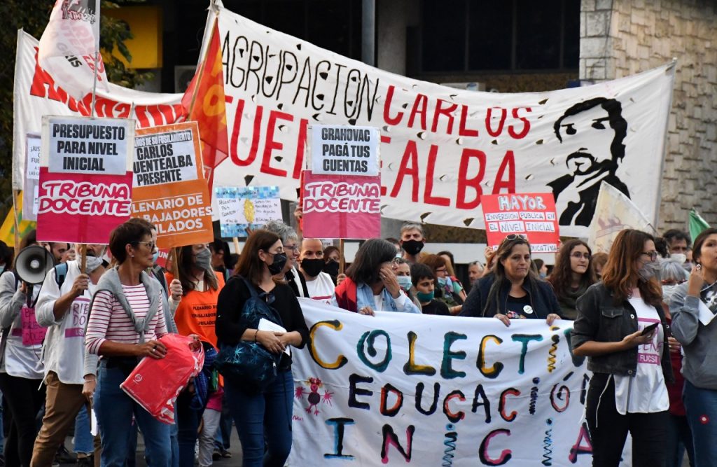 Docentes marcharon en Córdoba a 15 años del asesinato de Fuentealba