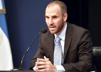 Tras una reunión con su equipo en Chapadmalal, Guzmán postergó su viaje a EE.UU.