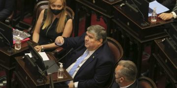 Se partió el bloque del Frente de Todos en el Senado