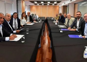 Comercio cerró su paritaria por casi un 60% anual en siete tramos