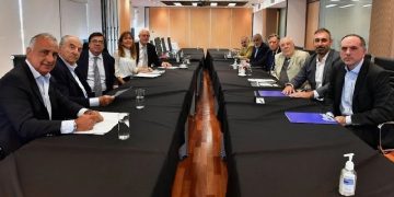 Comercio cerró su paritaria por casi un 60% anual en siete tramos