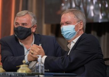 Reunión «antigrieta»: Schiaretti, Morales, Monzó, Urtubey y Randazzo, juntos en una cena