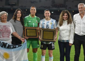 El fútbol femenino vivió una noche histórica en el Kempes