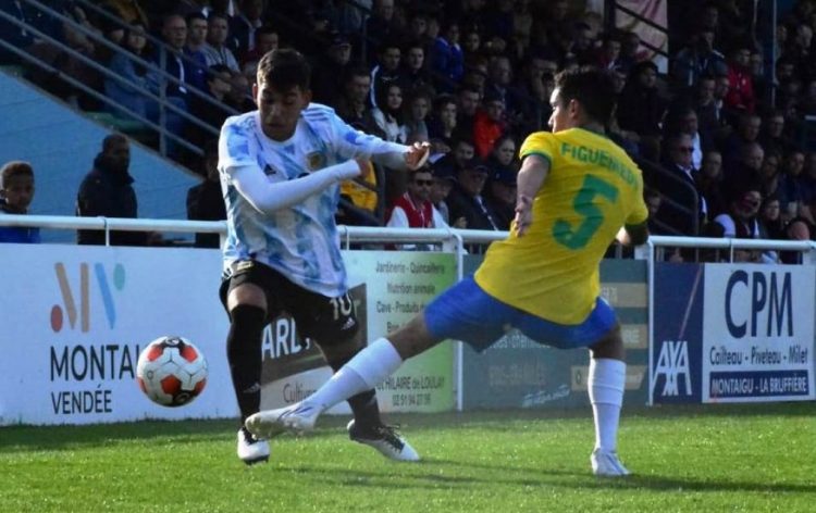 Los jugadores argentinos del Sub-17 se trenzaron a golpes con los brasileños