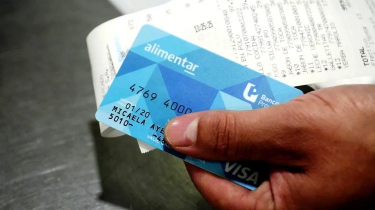 El Gobierno anunció un aumento del 50% en la Tarjeta Alimentar