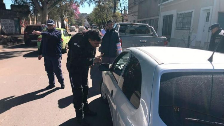 Con controles, la ciudad le cierra las puertas a Uber