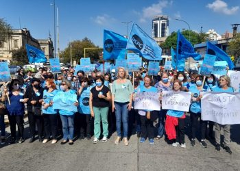 Docentes movilizados por el fin del “ajuste” previsional