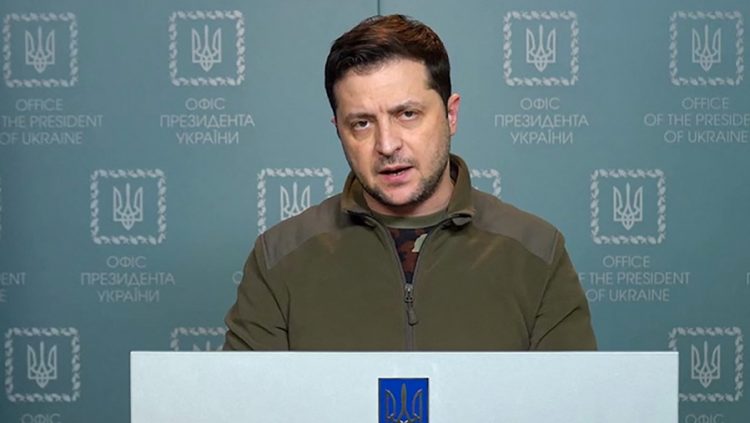 Zelenski anuncia visita de funcionarios de EE.UU. y se intensifican los combates en el este de Ucrania