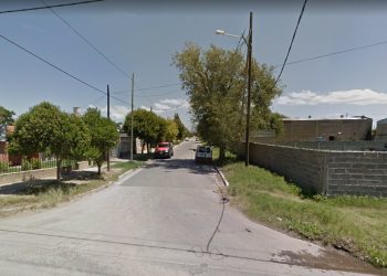 Un tiroteo finalizó con un fallecido, un policía en grave estado y un adolescente baleado