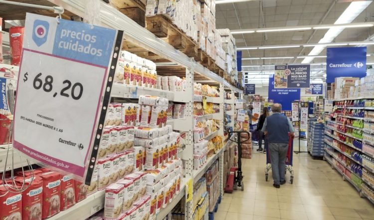 La venta de alimentos se estancó en marzo y creció fuerte la de electrodomésticos