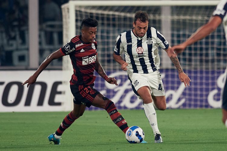Talleres logró un valioso empate en el Kempes ante Flamengo