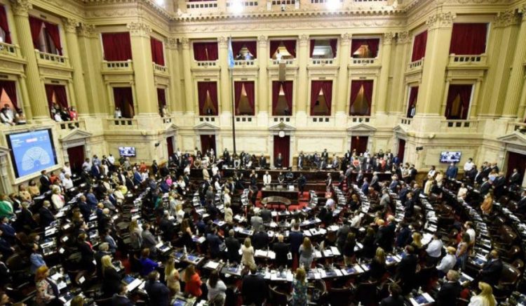 Diputados comienza con una agitada agenda para esta semana