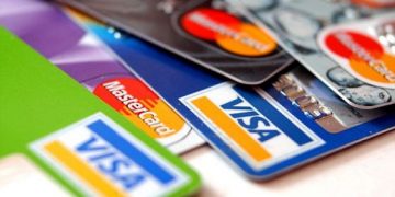 Creció notoriamente el uso de las tarjetas y se redujo el retiro de efectivo por cajeros