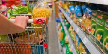 El costo de los alimentos esenciales ascendió a $38.566 para un hogar de 4 personas