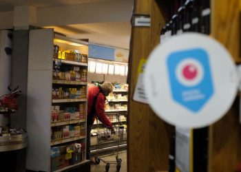 Una familia necesita ingresos por $42.527 para no caer en la indigencia