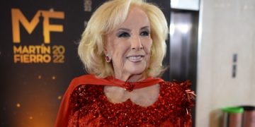 Mirtha Legrand aseguró que es asintomática y está bien: “Les pido que me dejen descansar”