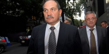 Procesan al ex senador tucumano José Alperovich por abuso sexual