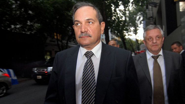 Procesan al ex senador tucumano José Alperovich por abuso sexual