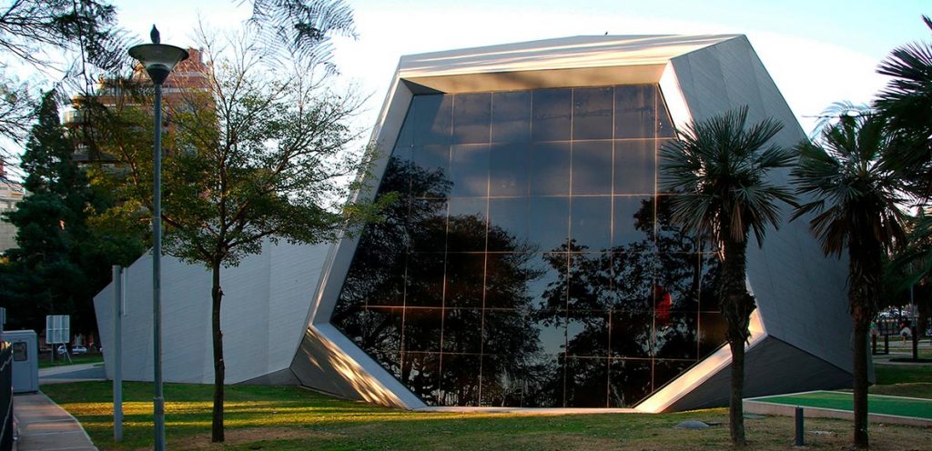 "Semana de la luz en la Plaza": un evento lúdico de ciencia