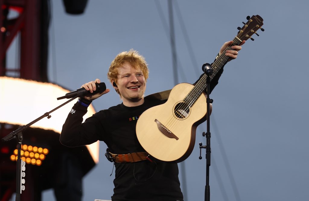 Visiblemente contento, Ed Sheeran anunció el nacimiento de su segunda hija