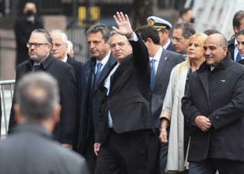 Fernández a la oposición: “No quiero que piensen como yo, solo que sepan que primero está la gente”