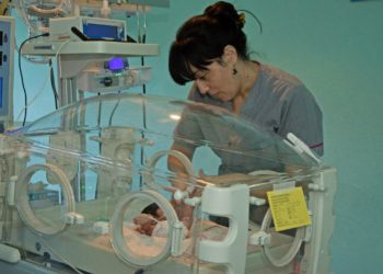 Día Mundial de la donación de leche: así trabaja el único banco lácteo de Córdoba