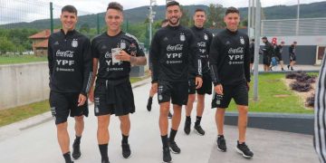 La Selección llegó a Londres para enfrentarse ante Italia en Wembley