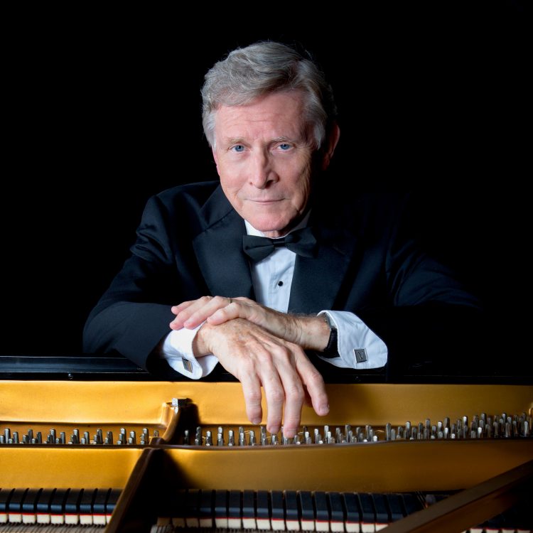 El Teatro del Libertador San Martín recibirá al pianista Ralph Votapek