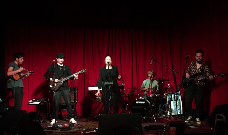 Saturnina brindará un show de folclore fusión en formato íntimo